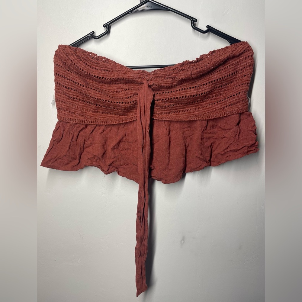 American Eagle Cropped Smocked Top